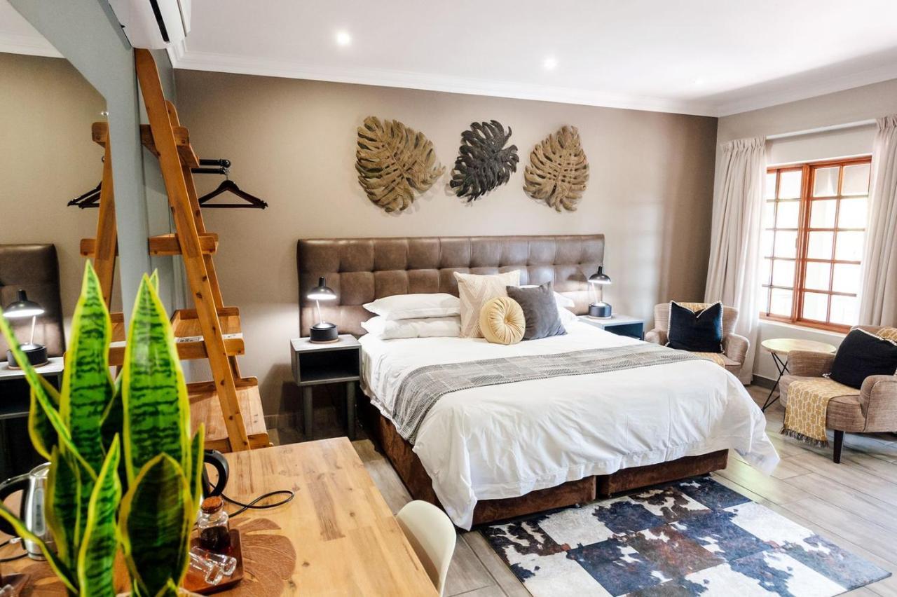 Lowveld Living Guesthouse Mbombela Dış mekan fotoğraf