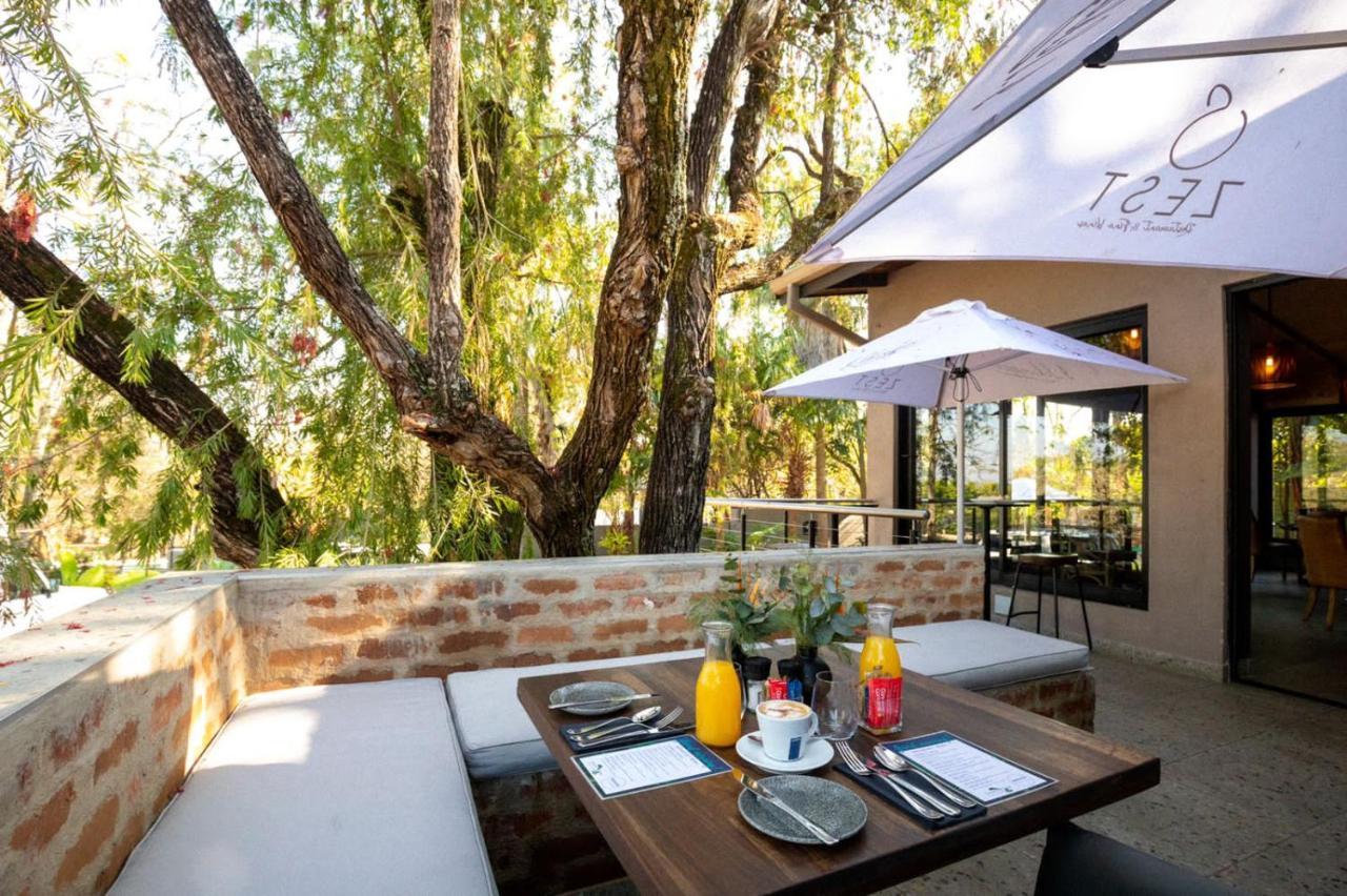 Lowveld Living Guesthouse Mbombela Dış mekan fotoğraf
